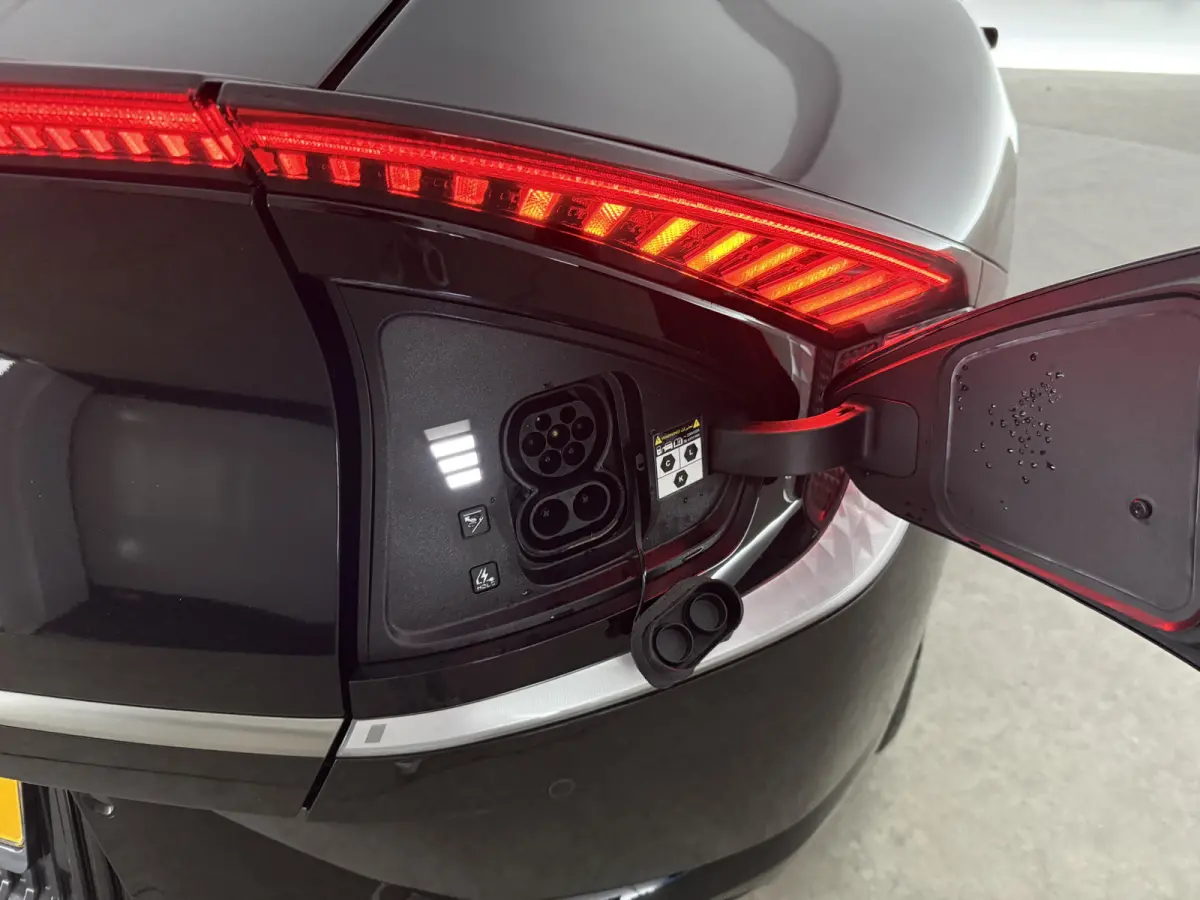 Plus 77.4 kWh | Snelladen | SOH 94% | Virtual | Camera | Sfeer | Carplay | Memory | Cruise | NAP