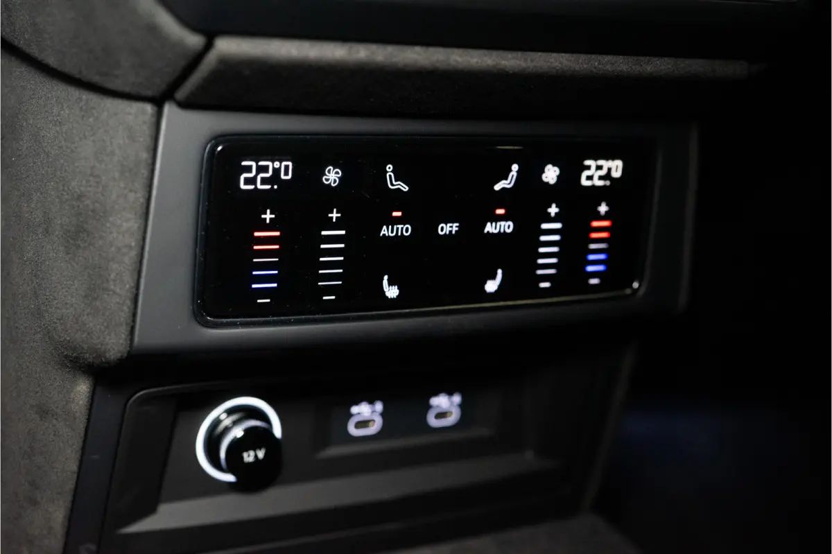 4.0 V8 Hybrid 789PK | NERO HELENE | BTW | IMPACT PPF | 3D B&O | ANIMA | Service Package 5YR | 3 JAAR FABRIEKSGARANTIE GERESERVEERD
