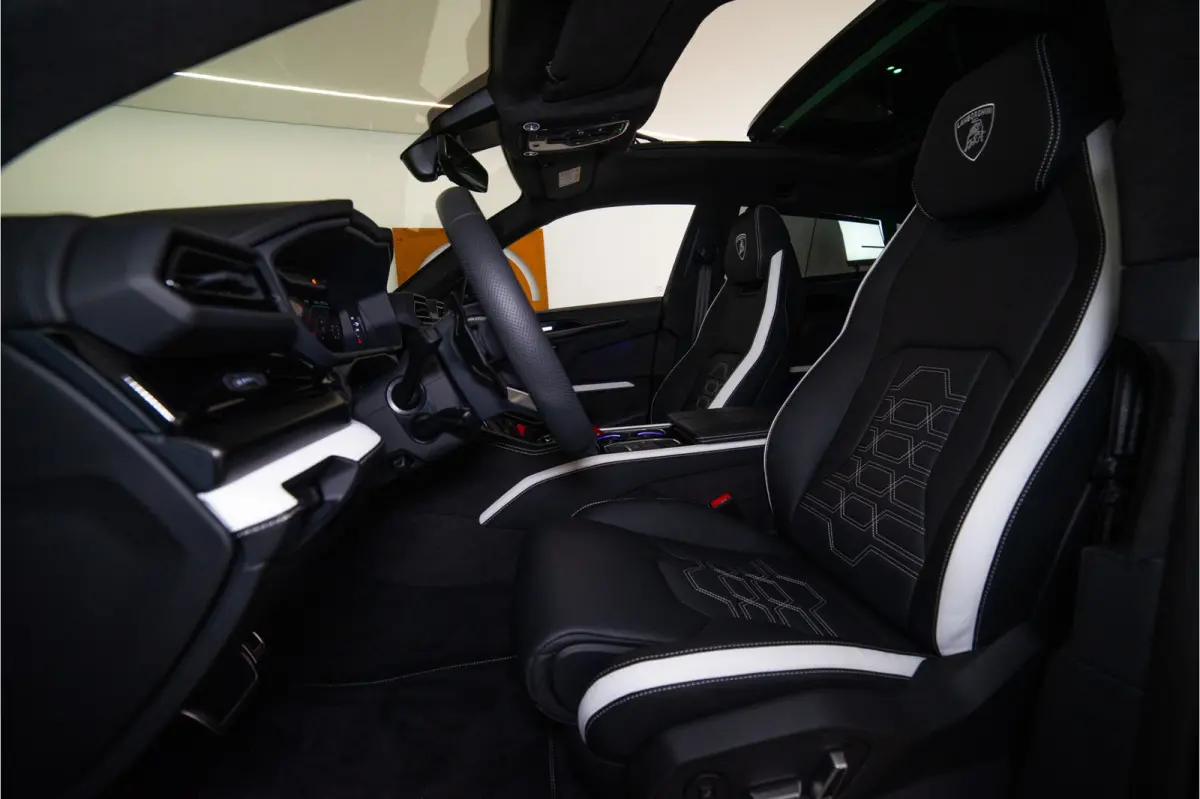 4.0 V8 Hybrid 789PK | NERO HELENE | BTW | IMPACT PPF | 3D B&O | ANIMA | Service Package 5YR | 3 JAAR FABRIEKSGARANTIE GERESERVEERD