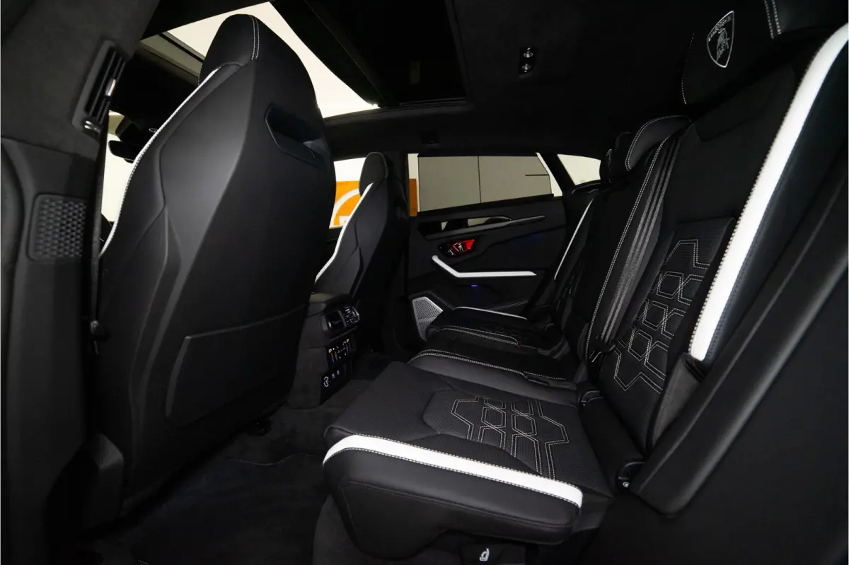 4.0 V8 Hybrid 789PK | NERO HELENE | BTW | IMPACT PPF | 3D B&O | ANIMA | Service Package 5YR | 3 JAAR FABRIEKSGARANTIE GERESERVEERD