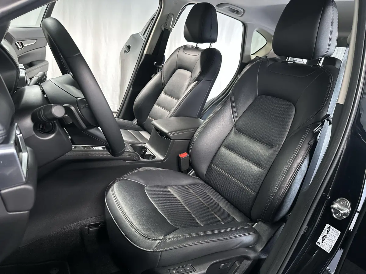 2.5 SkyActiv-G 194 Luxury Automaat | Leder | Bose | Schuifdak