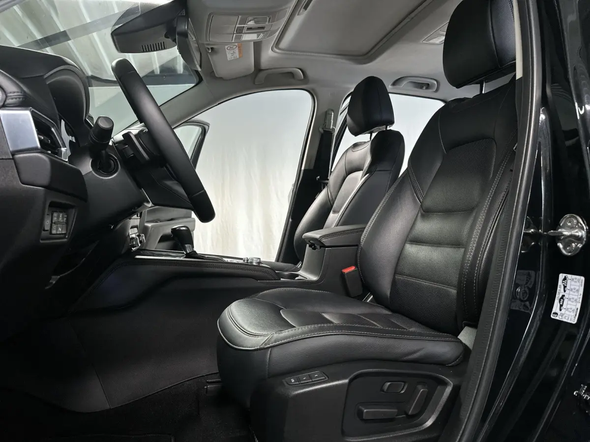 2.5 SkyActiv-G 194 Luxury Automaat | Leder | Bose | Schuifdak