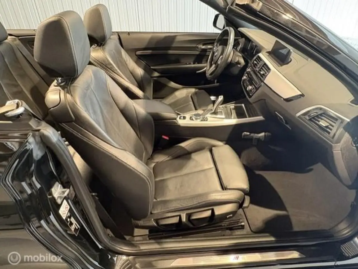 218i High Executive Edition M-SPORT NL Auto