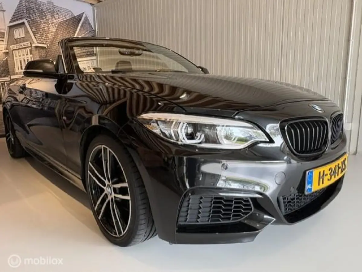 218i High Executive Edition M-SPORT NL Auto