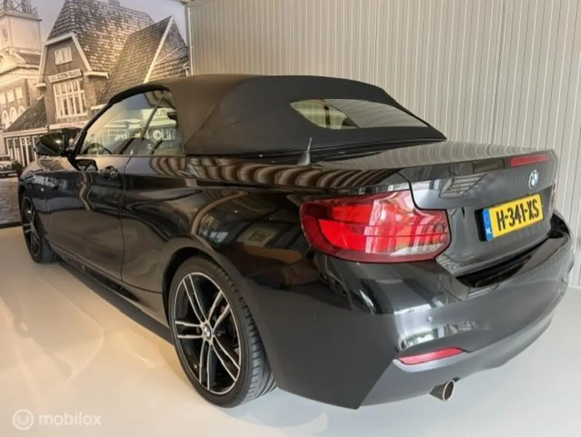 218i High Executive Edition M-SPORT NL Auto