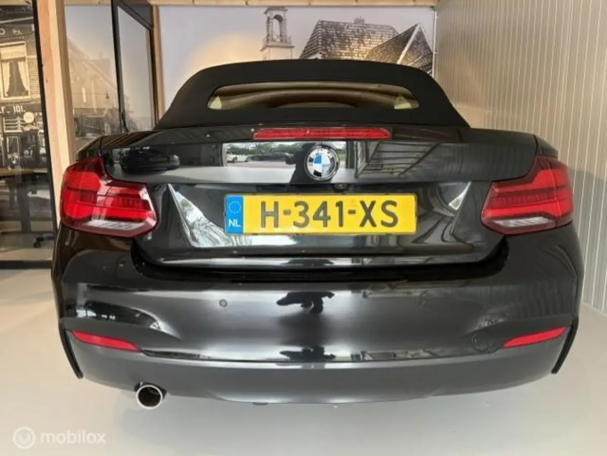 218i High Executive Edition M-SPORT NL Auto