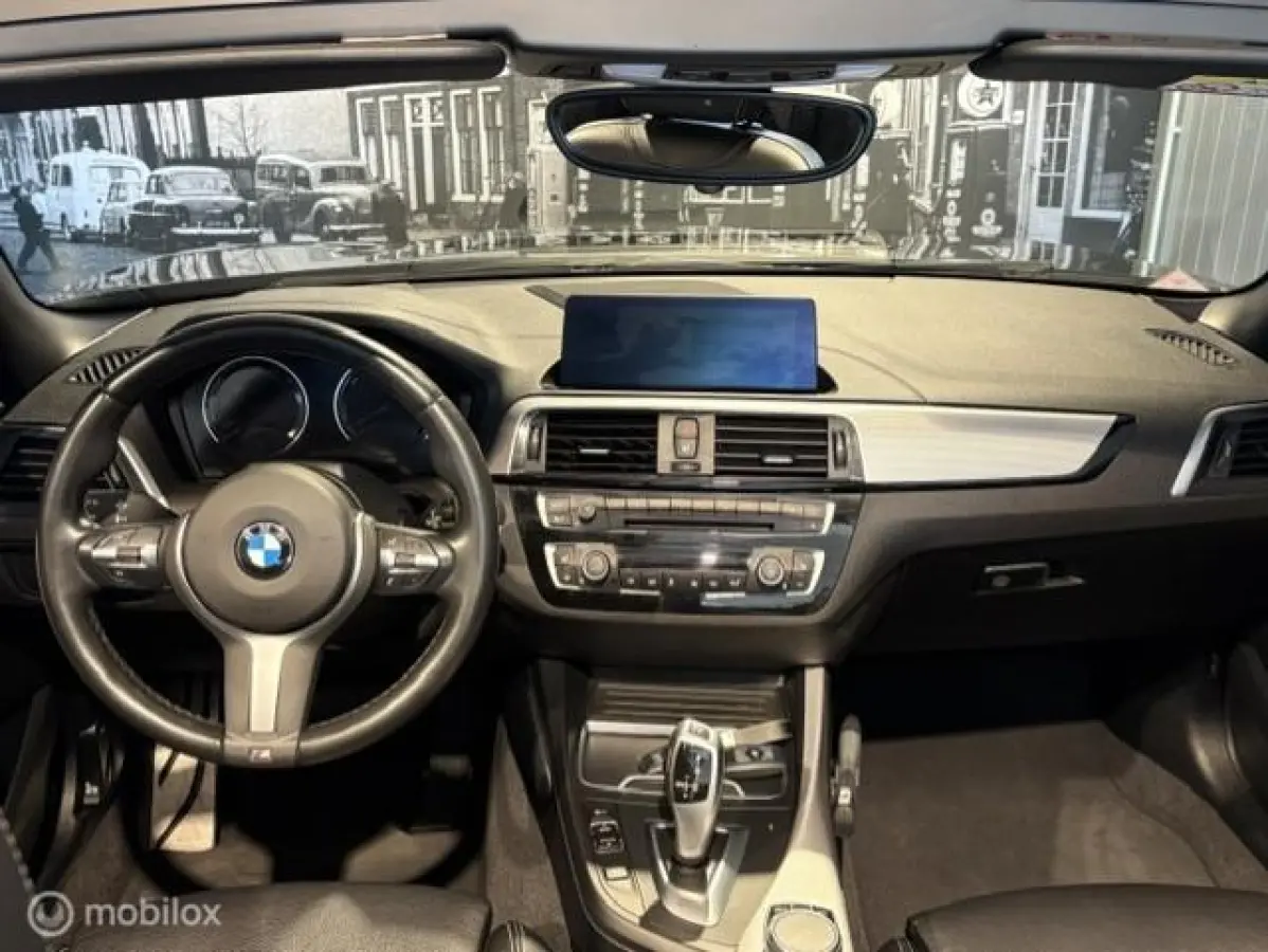 218i High Executive Edition M-SPORT NL Auto