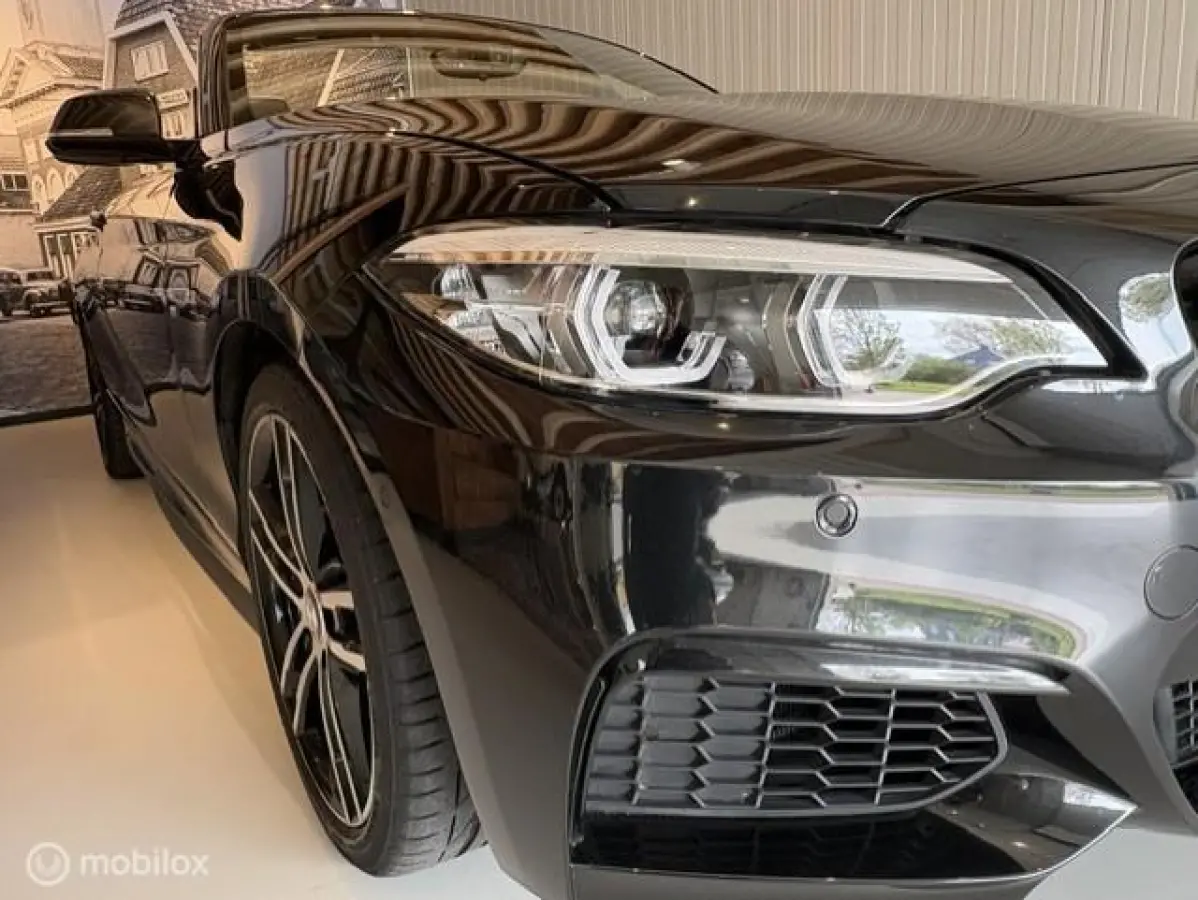 218i High Executive Edition M-SPORT NL Auto