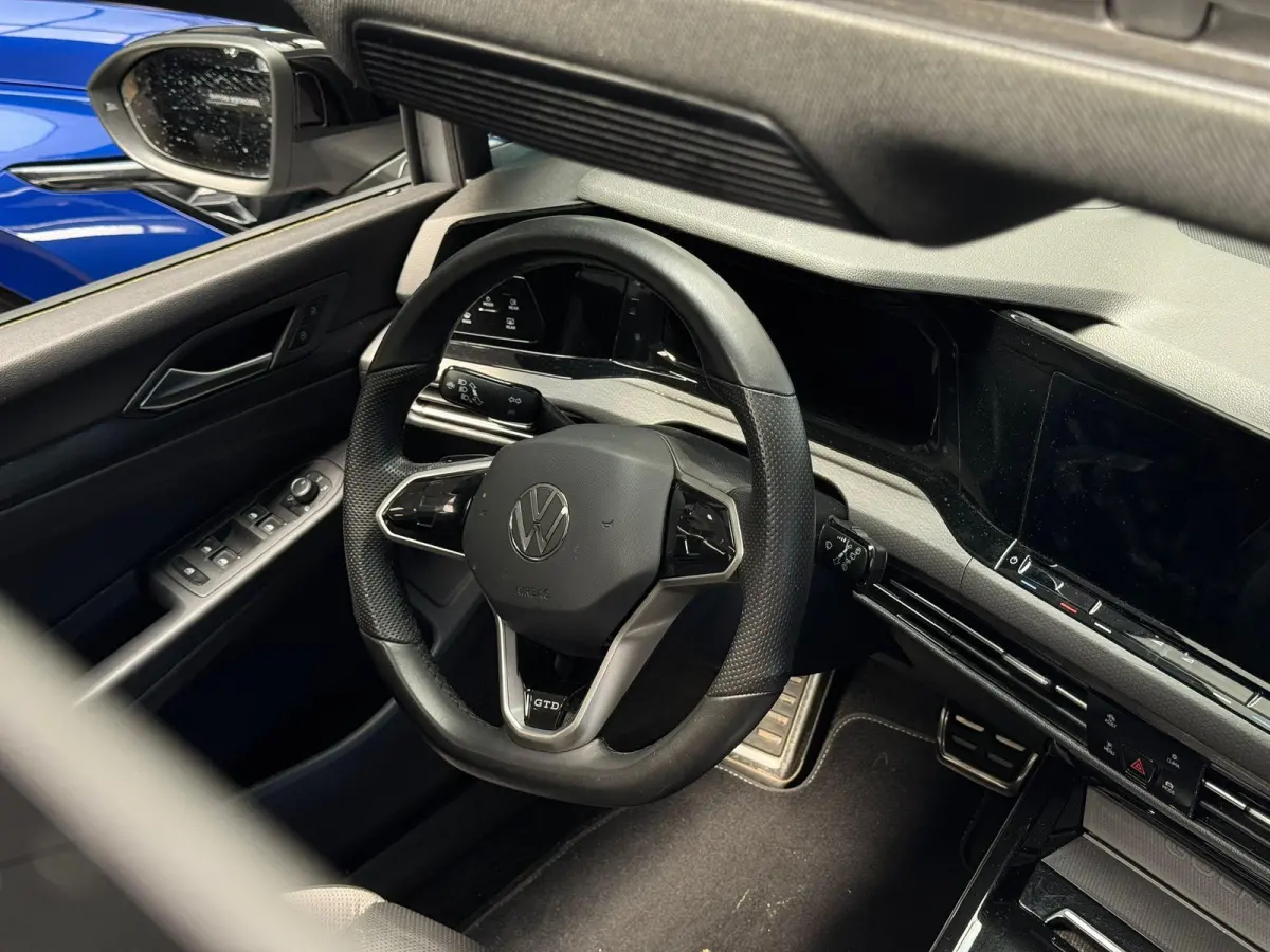 2.0 TDI GTD / Leder / Pano / H&k / head-up /
