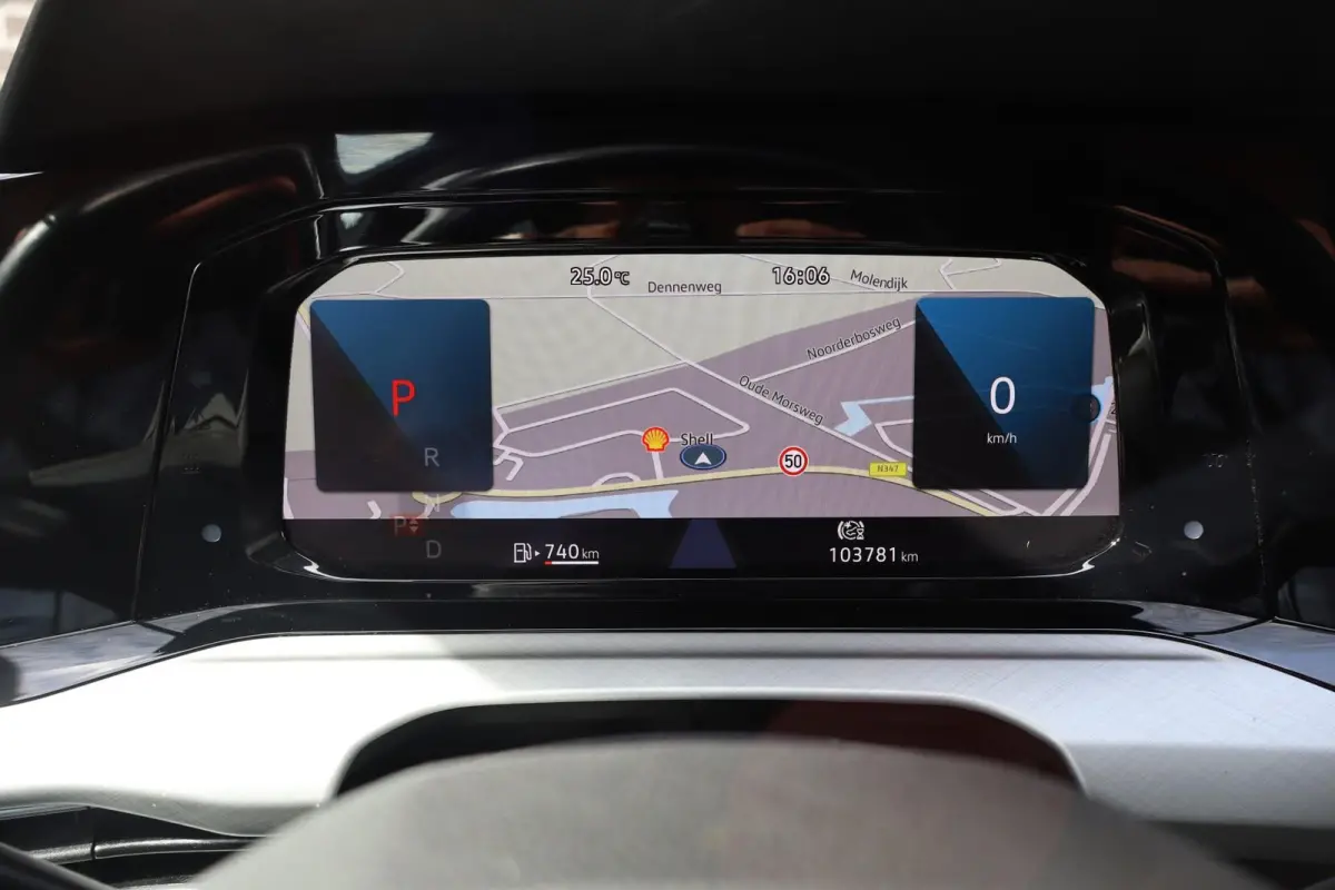 1.0 eTSI 110pk DSG Life | Navigatie | Trekhaak Afneembaar | Ergonomische Bestuurdersstoel