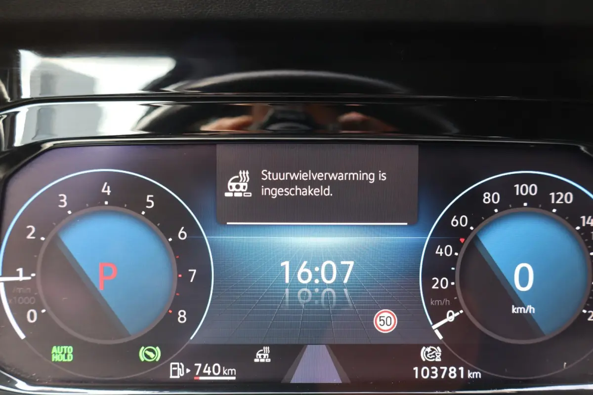 1.0 eTSI 110pk DSG Life | Navigatie | Trekhaak Afneembaar | Ergonomische Bestuurdersstoel