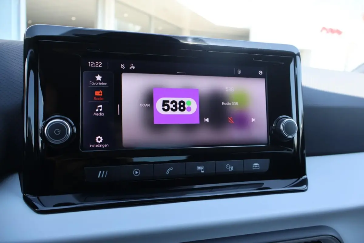 1.0 EcoTSI 95pk Style | Trekhaak | Cruise control | Carplay | PDC