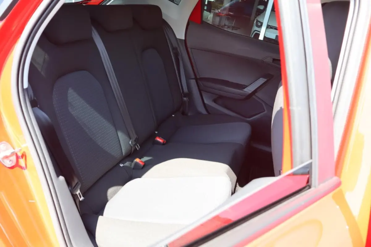 1.0 EcoTSI 95pk Style | Trekhaak | Cruise control | Carplay | PDC