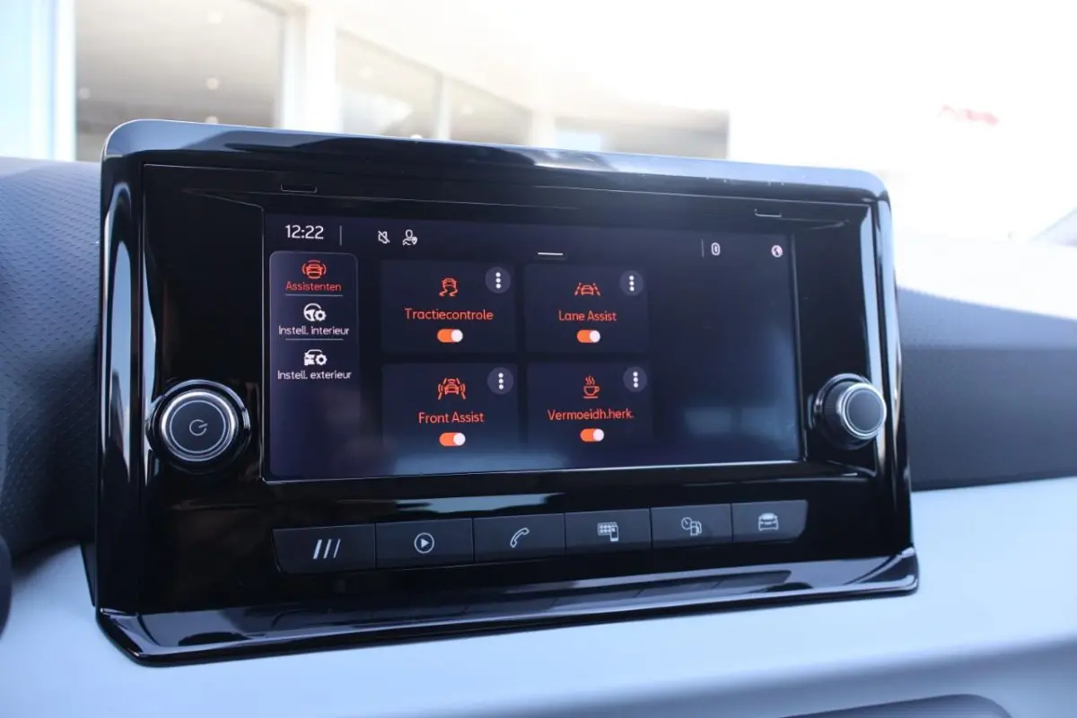 1.0 EcoTSI 95pk Style | Trekhaak | Cruise control | Carplay | PDC