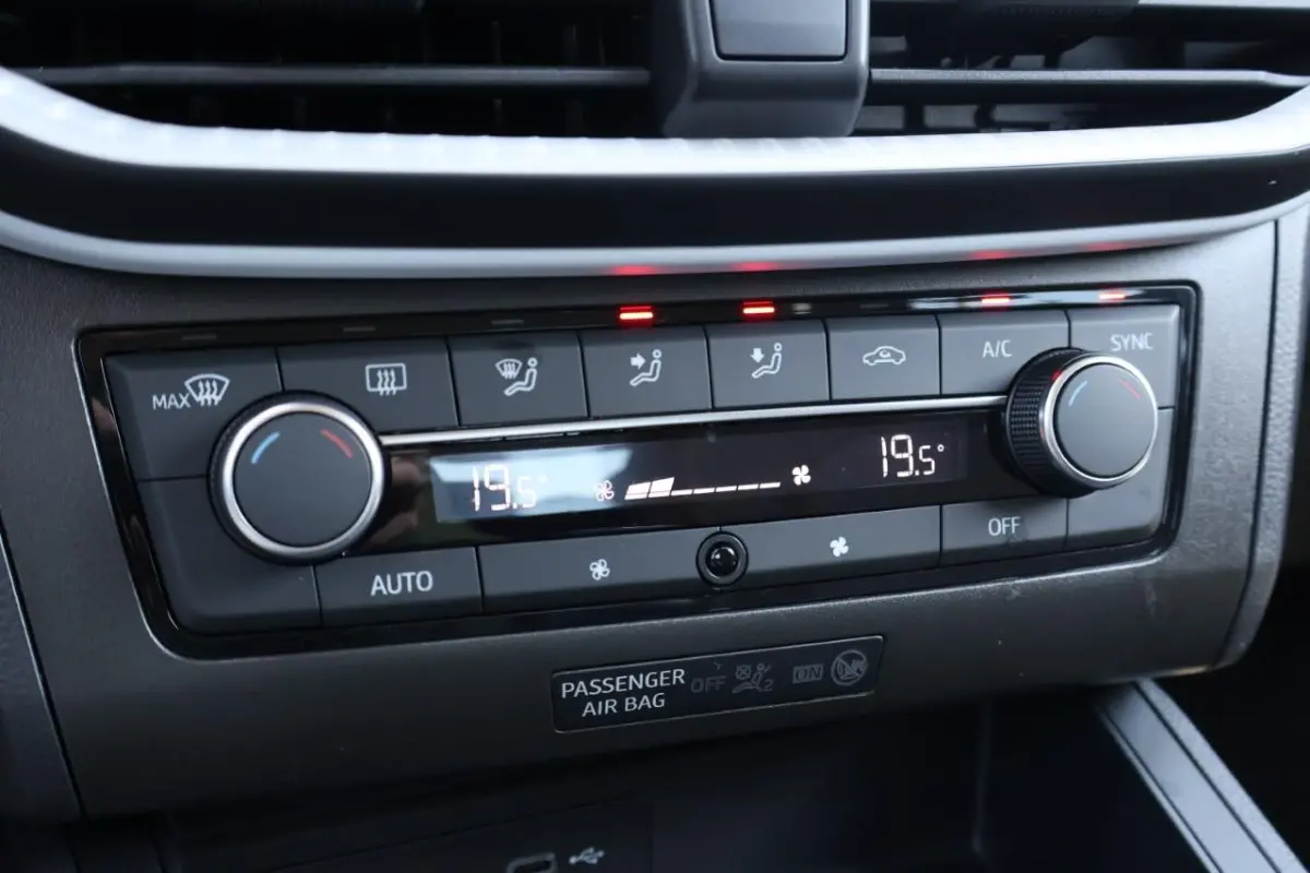 1.0 EcoTSI 95pk Style | Trekhaak | Cruise control | Carplay | PDC