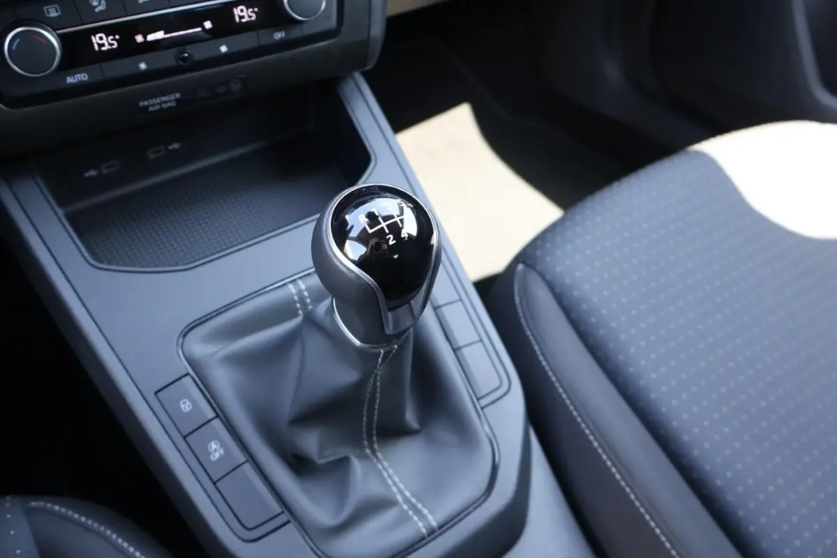 1.0 EcoTSI 95pk Style | Trekhaak | Cruise control | Carplay | PDC