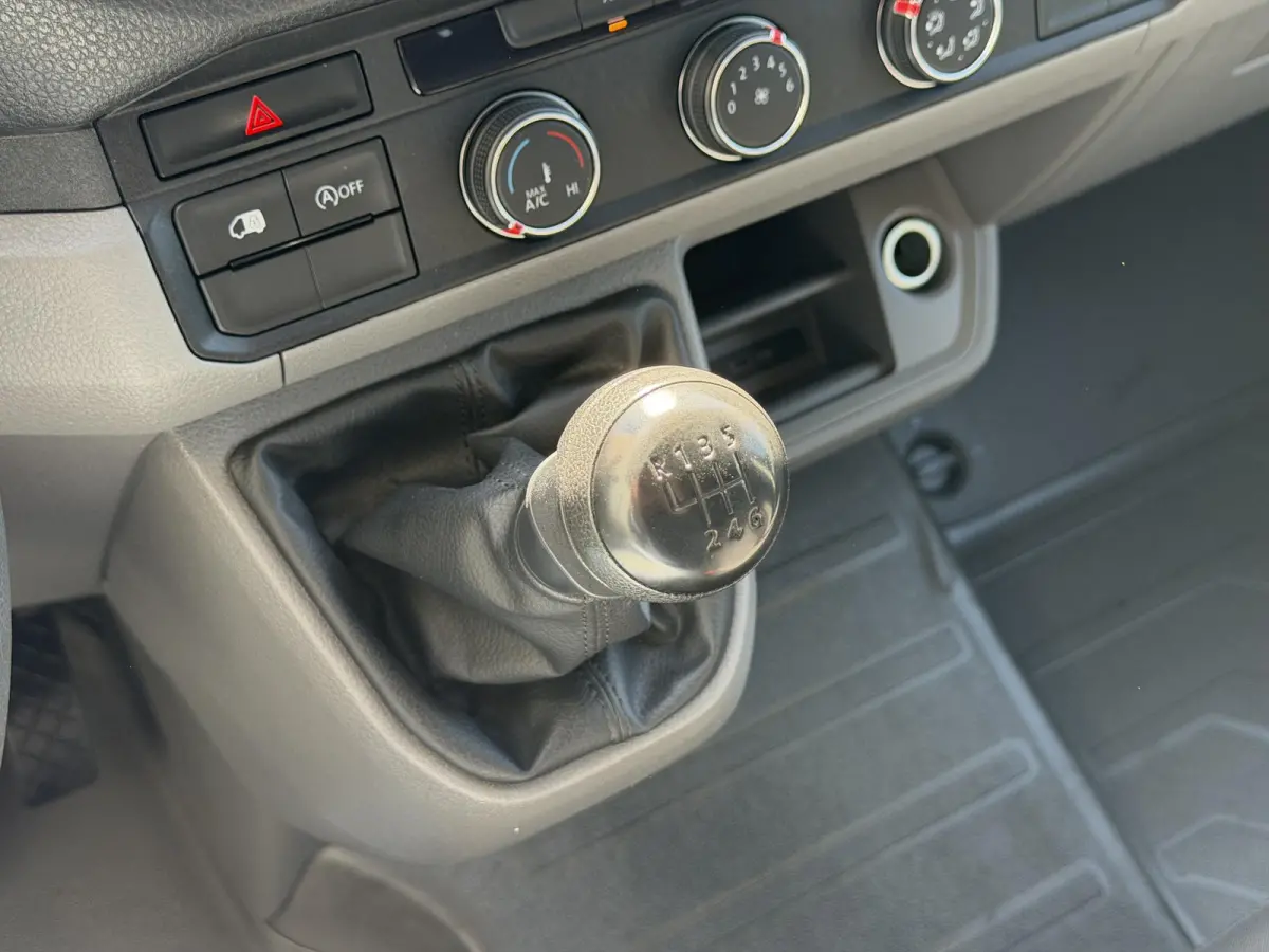 35 2.0 TDI L3H3*NAVI*CAM*CARPLAY*A/C*CRUISE*3PERS