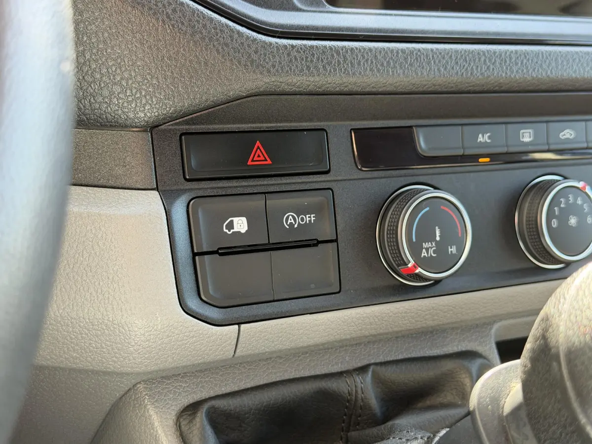 35 2.0 TDI L3H3*NAVI*CAM*CARPLAY*A/C*CRUISE*3PERS
