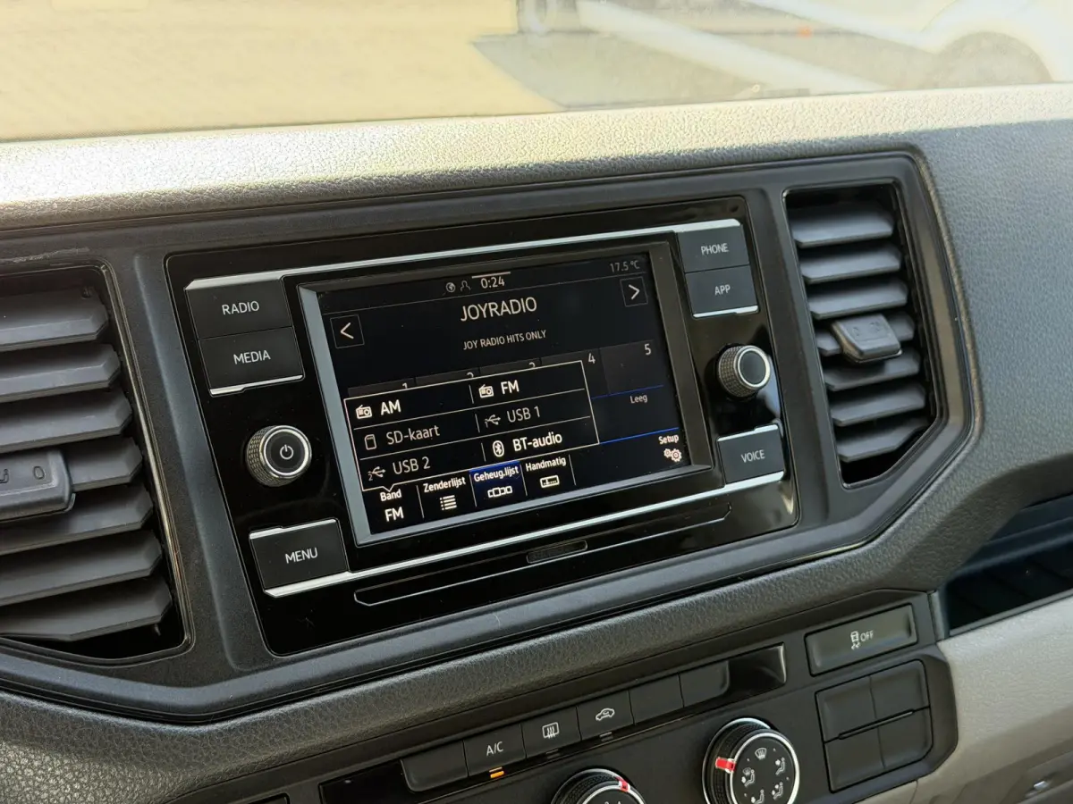 35 2.0 TDI L3H3*NAVI*CAM*CARPLAY*A/C*CRUISE*3PERS