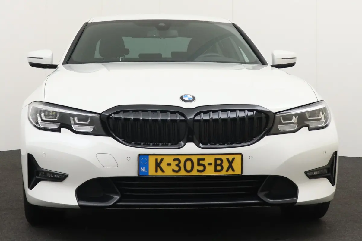 320i M-Sport Shadow Line M-Sportstoelen Stoelverw Carplay 18'LMV