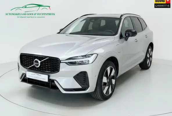 2.0 T8 Plug-in hybrid AWD Plus Dark - Panorama - Trekhaak - Memory