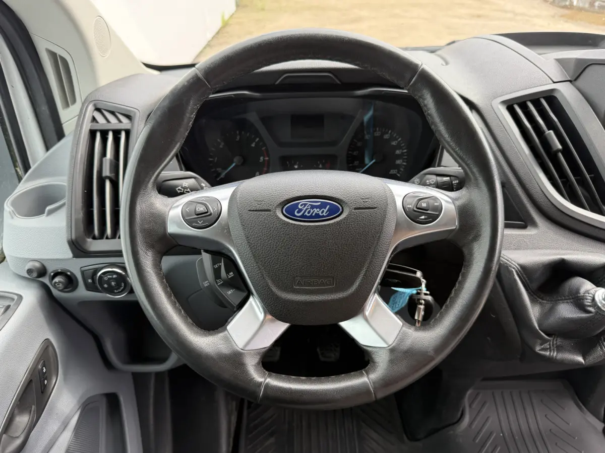 2.0 TDCI 130PK L2H2 Airco Cruise Control Parkeersensoren Stoelverwarming Zwaailampen Kastwand Inbouw