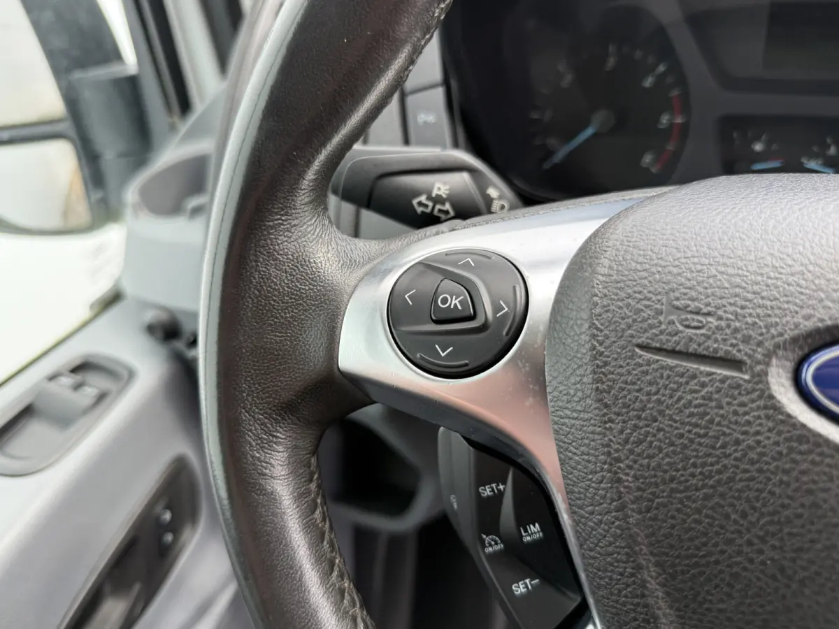2.0 TDCI 130PK L2H2 Airco Cruise Control Parkeersensoren Stoelverwarming Zwaailampen Kastwand Inbouw