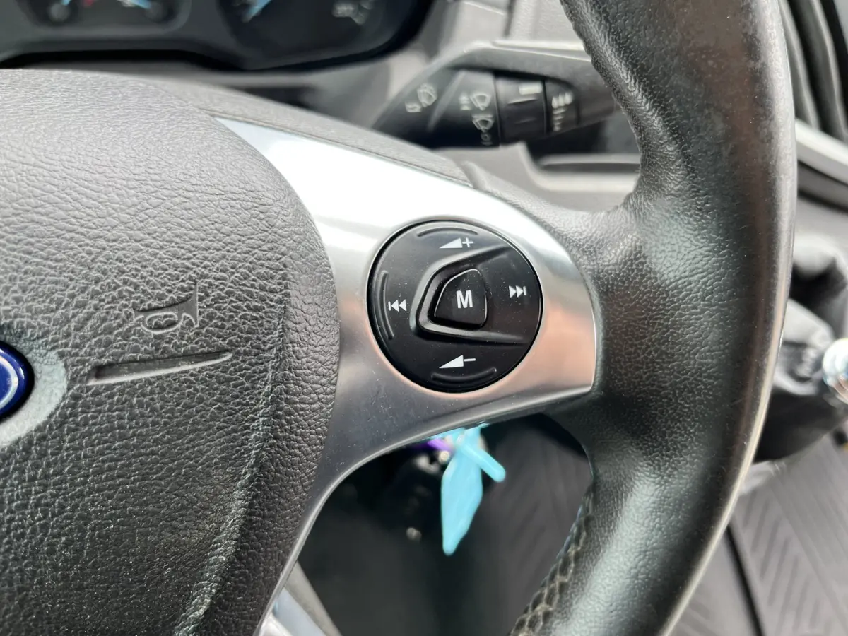 2.0 TDCI 130PK L2H2 Airco Cruise Control Parkeersensoren Stoelverwarming Zwaailampen Kastwand Inbouw