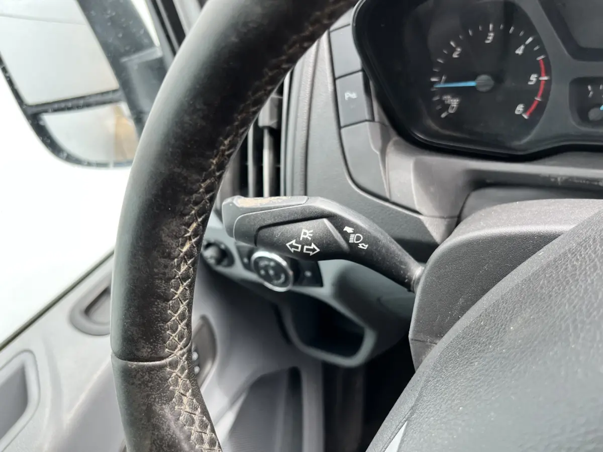 2.0 TDCI 130PK L2H2 Airco Cruise Control Parkeersensoren Stoelverwarming Zwaailampen Kastwand Inbouw