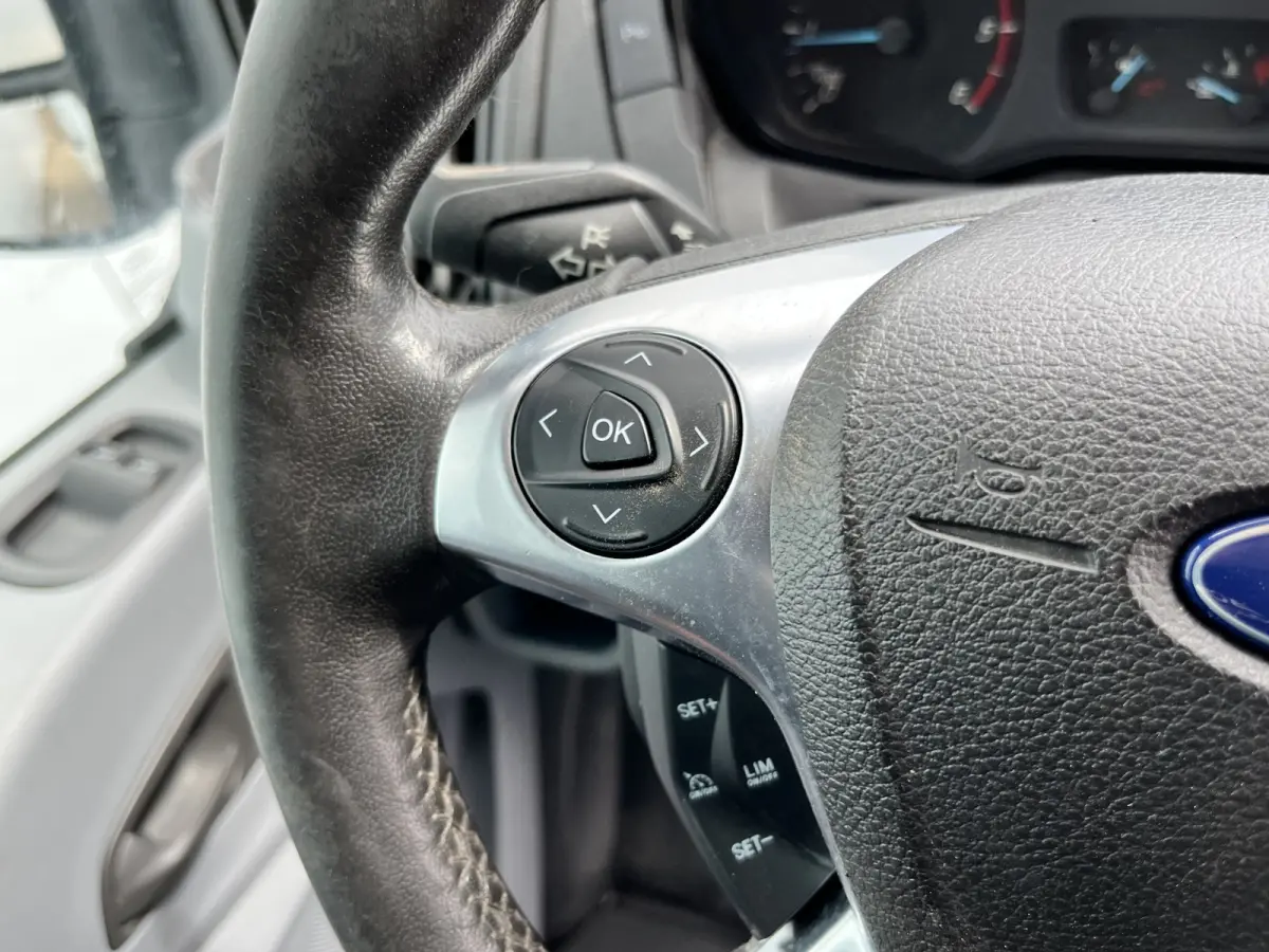 2.0 TDCI 130PK L2H2 Airco Cruise Control Parkeersensoren Stoelverwarming Zwaailampen Kastwand Inbouw