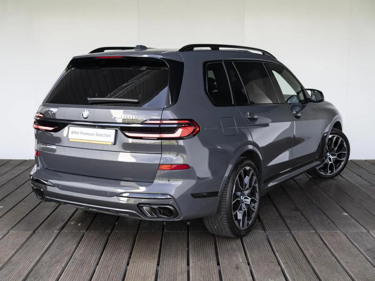 M60i | M Sportpakket Pro | Exclusive Pack | Comfort Pack | Executive Drive Pro | 22 inch | Iconic Glow kristalkoplampen | Comfort stoelen | 7 zitplaatsen |Driving Assistant Professional | Ha