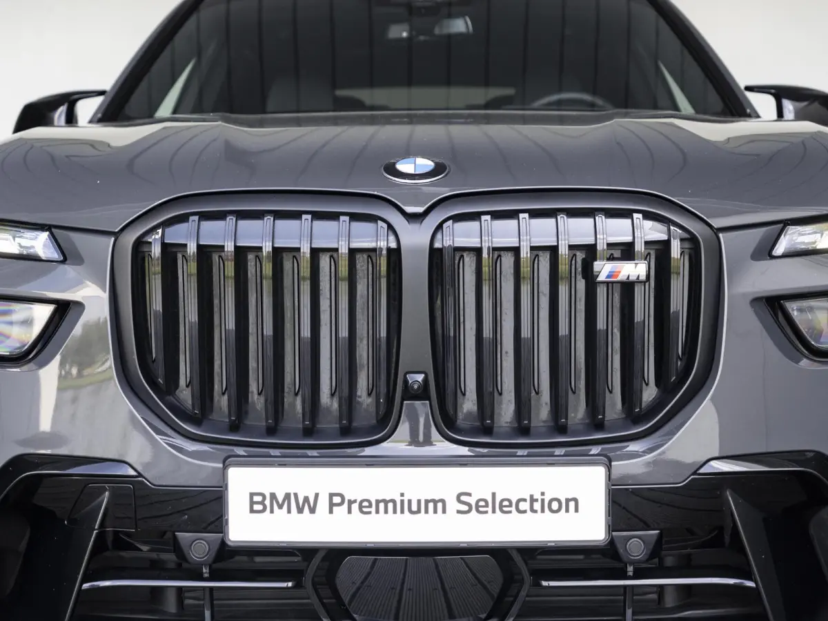 M60i | M Sportpakket Pro | Exclusive Pack | Comfort Pack | Executive Drive Pro | 22 inch | Iconic Glow kristalkoplampen | Comfort stoelen | 7 zitplaatsen |Driving Assistant Professional | Ha
