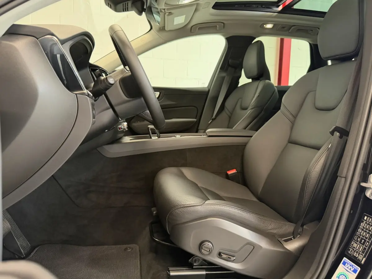 2.0 T6 Plug-in hybrid AWD Plus Bright - Panorama - Leder - Camera
