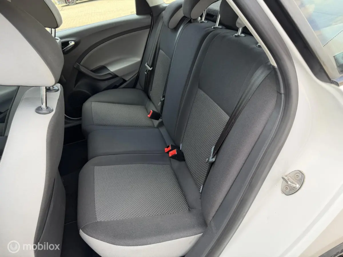 1.0 EcoTSI Style Connect|cruise|airco|carplay