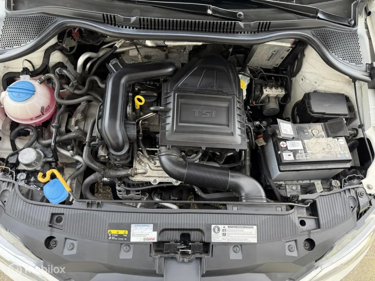 1.0 EcoTSI Style Connect|cruise|airco|carplay
