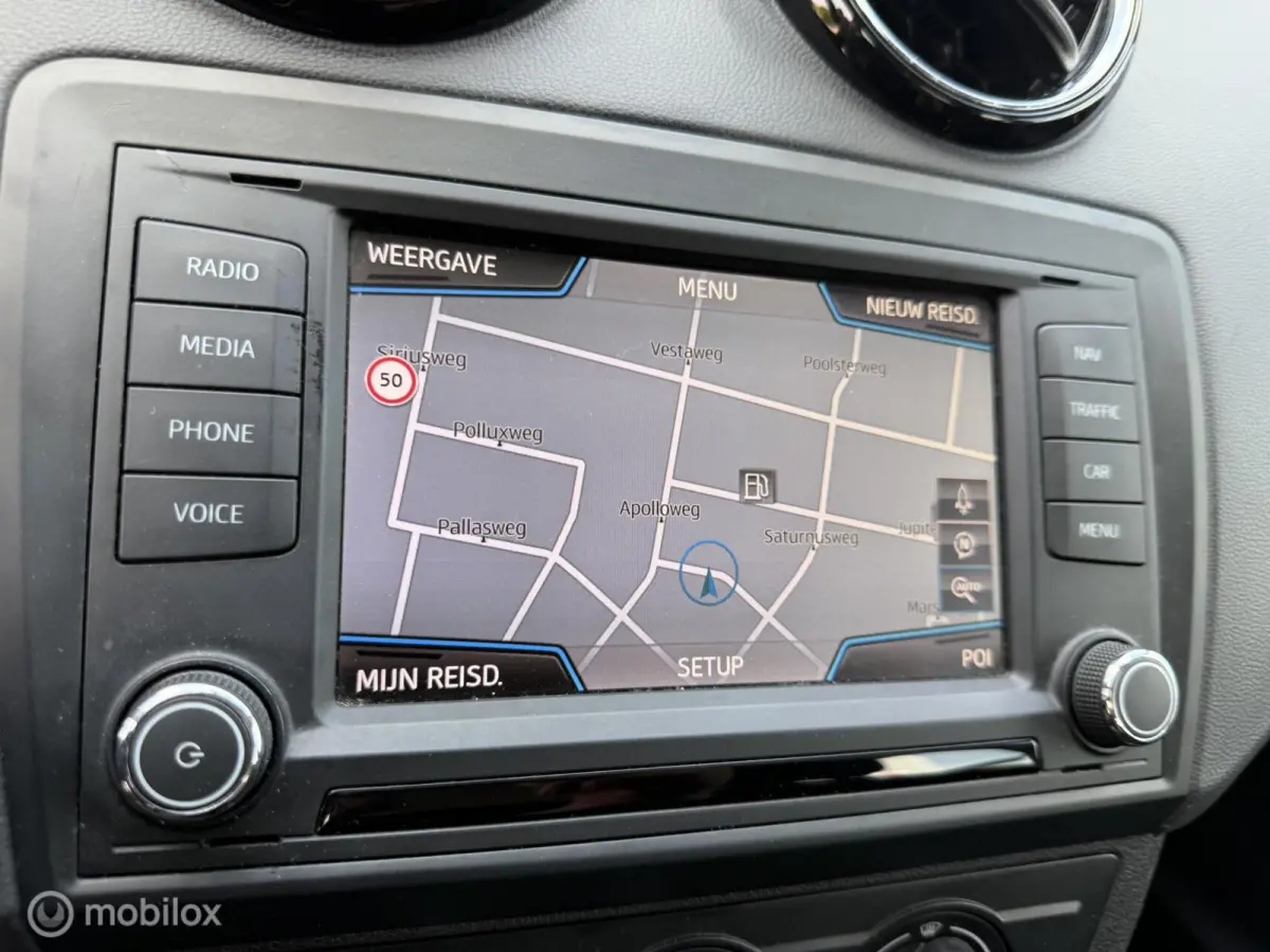 1.0 EcoTSI Style Connect|cruise|airco|carplay
