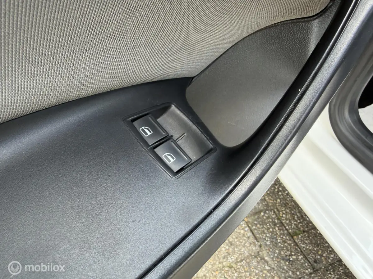 1.0 EcoTSI Style Connect|cruise|airco|carplay