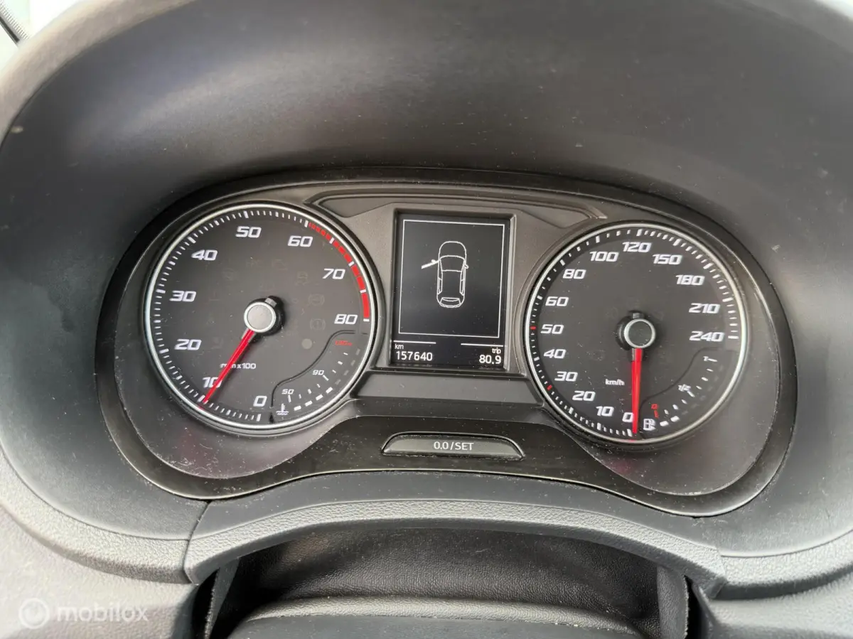 1.0 EcoTSI Style Connect|cruise|airco|carplay