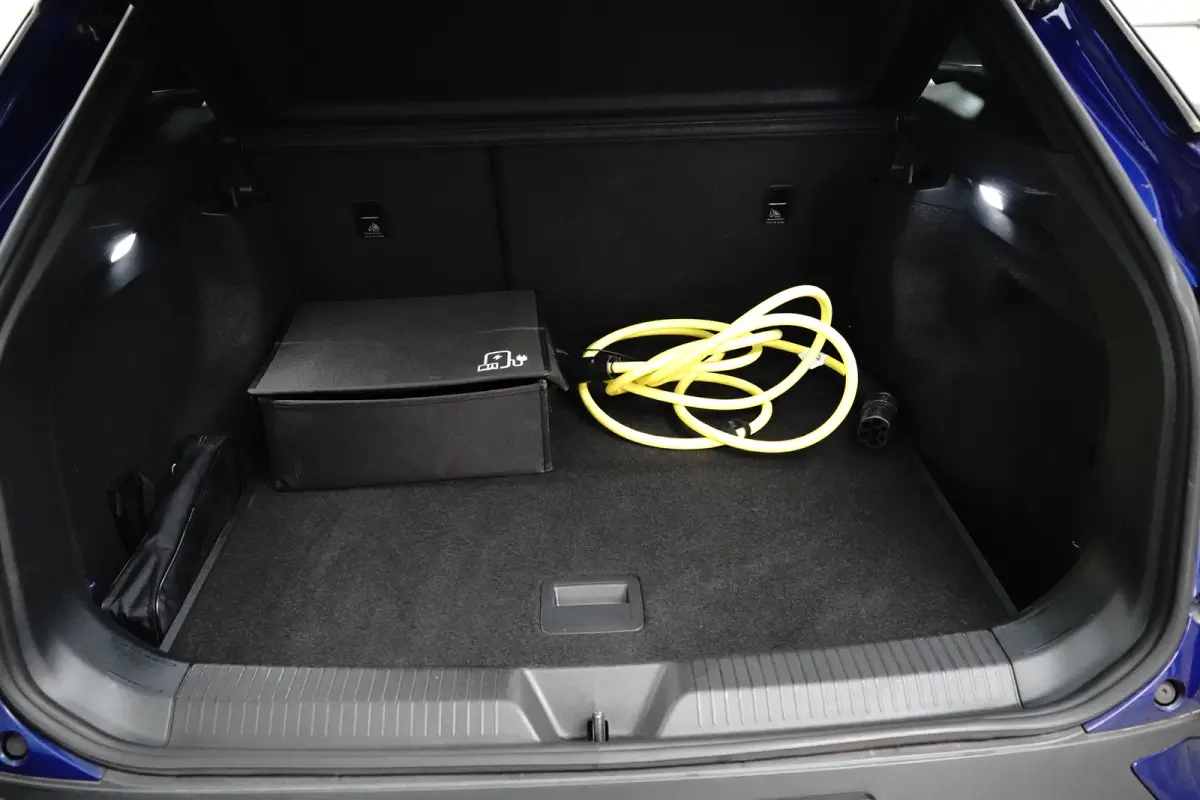 Pro 174PK 77kwh | STUUR + STOELVERW. | APP. CONNECT | CRUISE CONTROL | NAVIGATIE | CLIMATE CONTROL