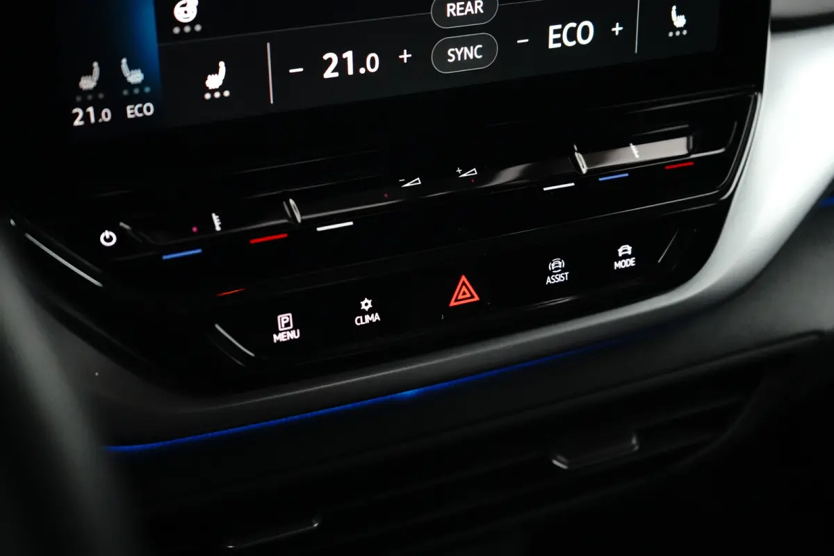 Pro 174PK 77kwh | STUUR + STOELVERW. | APP. CONNECT | CRUISE CONTROL | NAVIGATIE | CLIMATE CONTROL