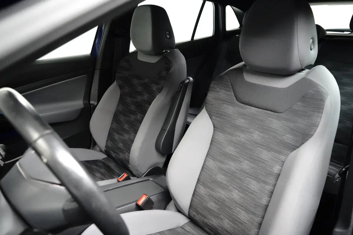 Pro 174PK 77kwh | STUUR + STOELVERW. | APP. CONNECT | CRUISE CONTROL | NAVIGATIE | CLIMATE CONTROL