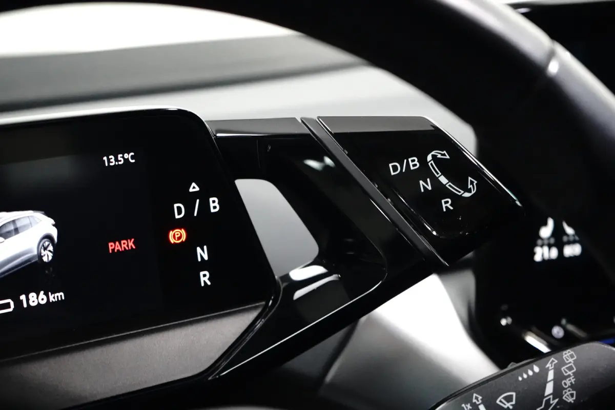 Pro 174PK 77kwh | STUUR + STOELVERW. | APP. CONNECT | CRUISE CONTROL | NAVIGATIE | CLIMATE CONTROL