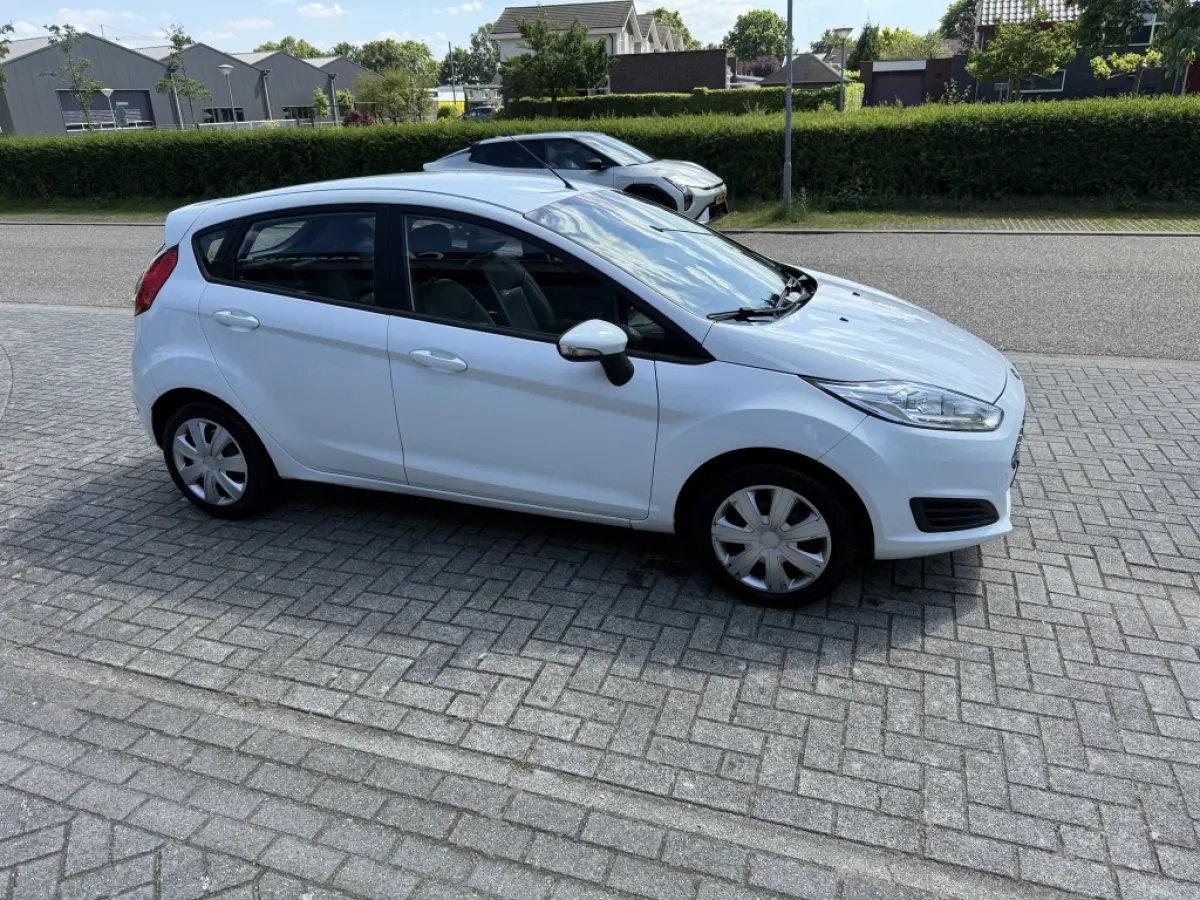 1.0 Style | Navi | Lederen bekleding | Bluetooth | NL auto!!