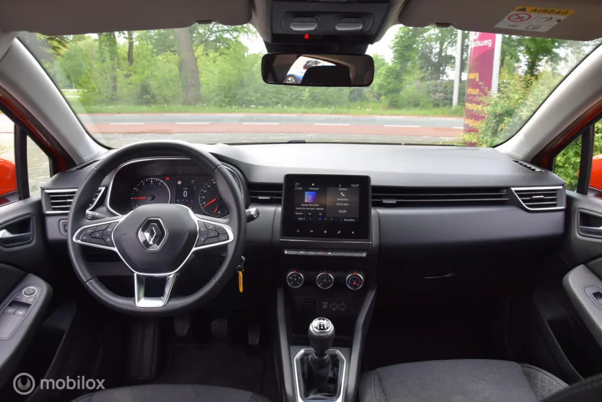 1.0 TCe Zen Apple Carplay Cruise Control