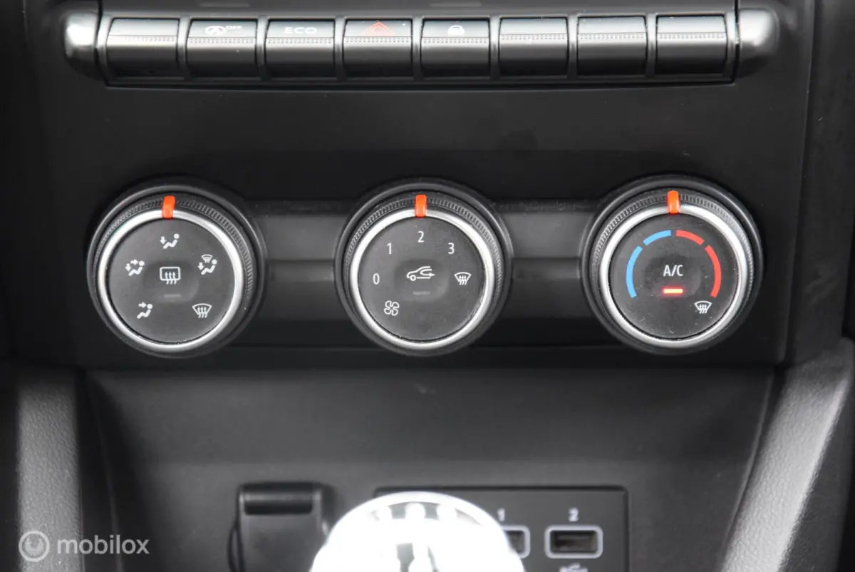 1.0 TCe Zen Apple Carplay Cruise Control