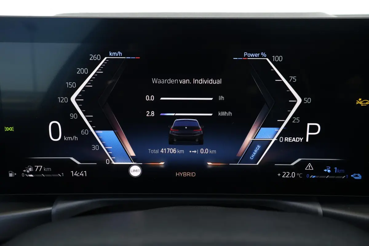 330e | SoH 100% | Sport Pakket Pro | Pano Dak | Elektr. Verstelbare Voorstoelen | Adaptieve Led | Verwarmde Voorstoelen | Hifi | Comforttoegang |