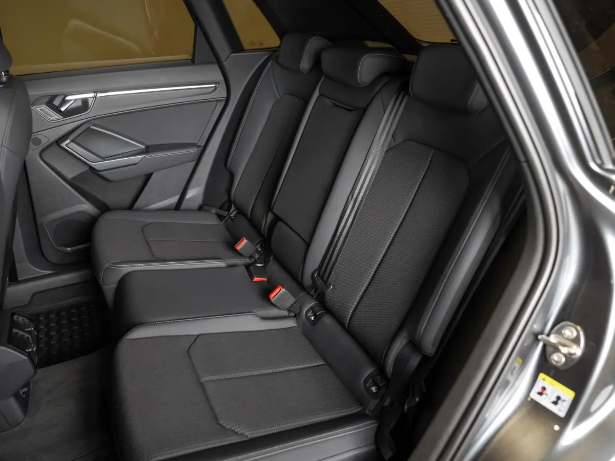 35 TFSI 2x S-Line Edition / 150pk / Dodehoek herkenning /