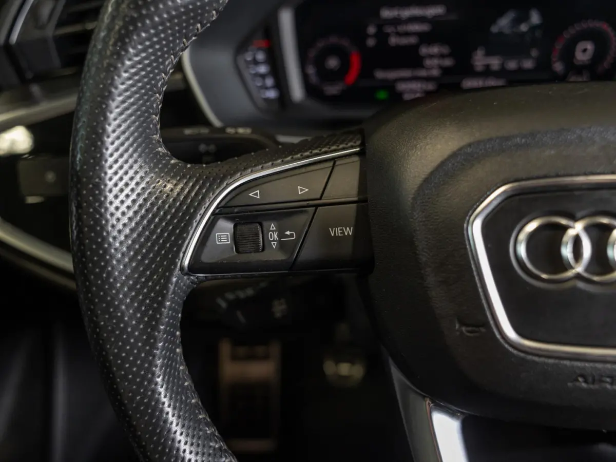 35 TFSI 2x S-Line Edition / 150pk / Dodehoek herkenning /