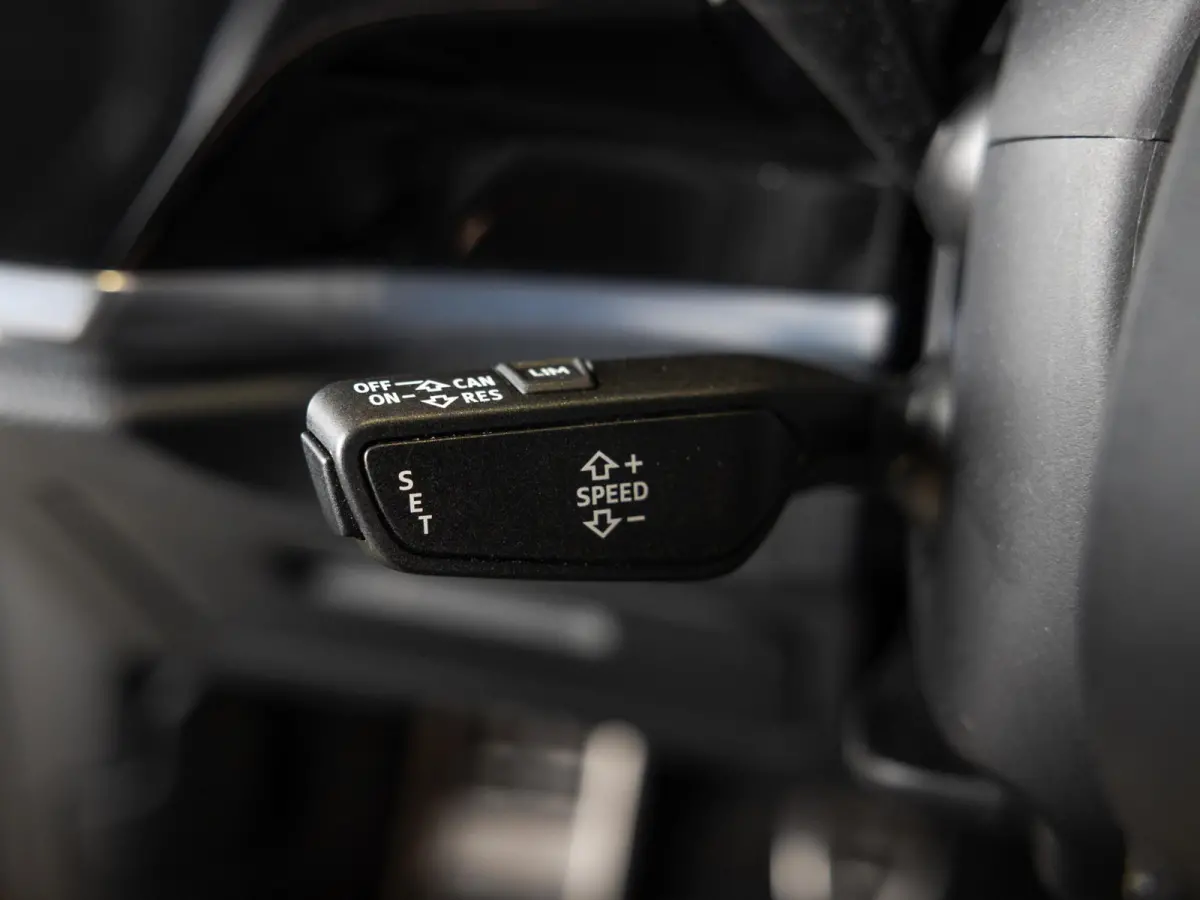 35 TFSI 2x S-Line Edition / 150pk / Dodehoek herkenning /