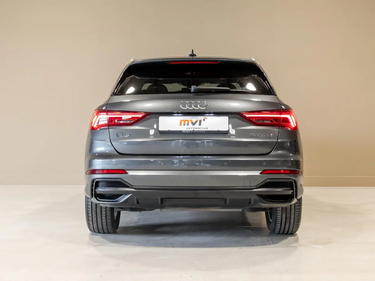 35 TFSI 2x S-Line Edition / 150pk / Dodehoek herkenning /